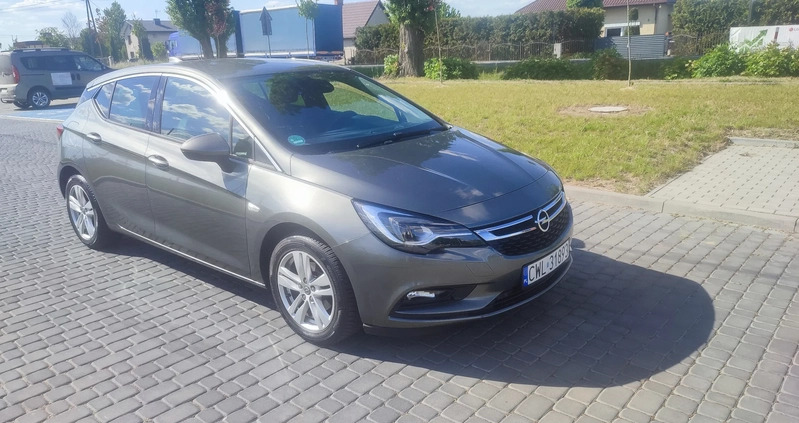 Opel Astra cena 49900 przebieg: 93130, rok produkcji 2016 z Dąbrowa Górnicza małe 172